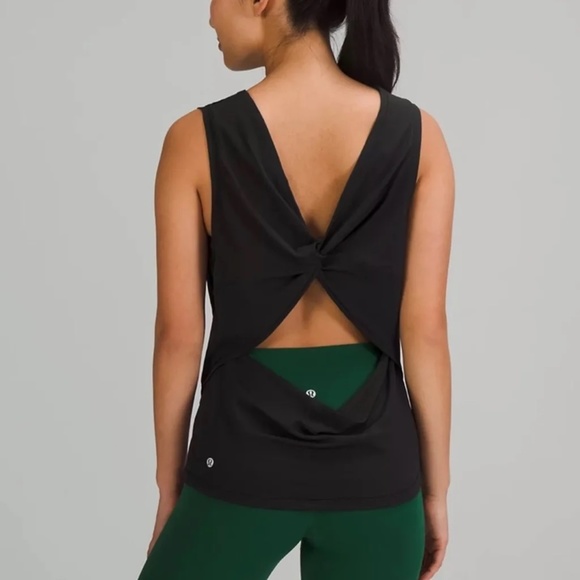 Lululemon Nulu Back Twist Yoga Tank - NWT - 0 - Picture 1 of 8